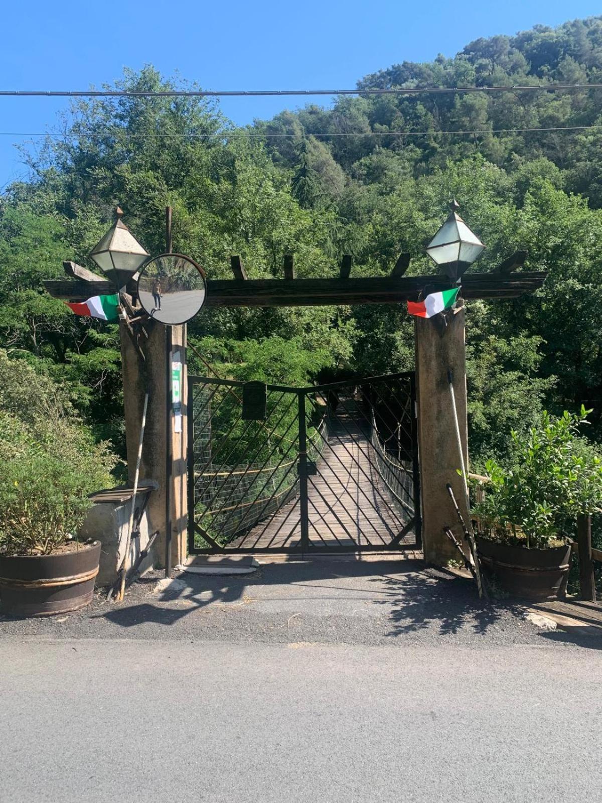 Hotel Agricamping Ponteraggio N.1 Dolceacqua Esterno foto
